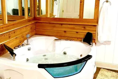 Image de Hot Tub 5 beds Great Location!