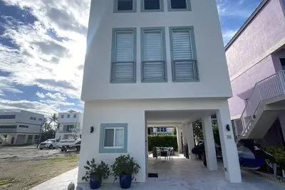 Florida Keys Resort-Style Home