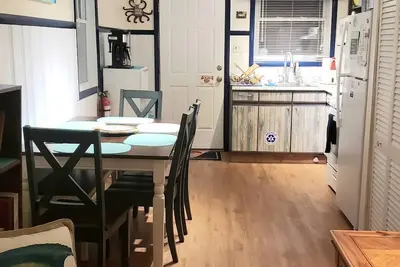 Image de Cozy beach retreat in the heart of Surf City Nj!
