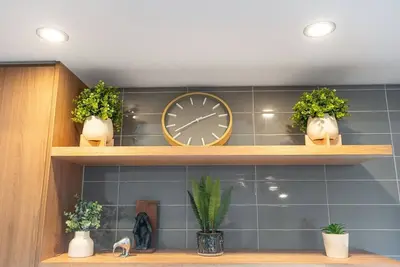 Image de Modern 4-bedroom family house with private garden