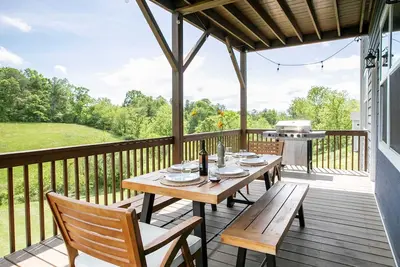 Image de Serene Luxury Retreat| Hot Tub|Views