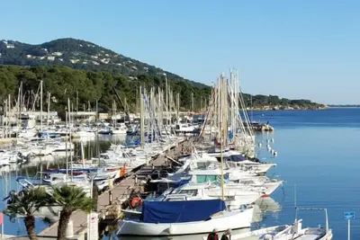 Image de Lumineux T 2 proche des plages