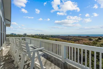 Image de Summer Savings - Soundfront Dog Friendly w/ Pool, Hot Tub, Elevator, Game Room