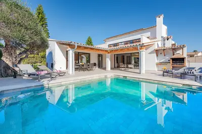 Image de Villa Ana Puerto Pollensa New listing by Js Villas