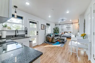 Image de Grants Pass Retreat w/ Hot Tub & Mountain Views!