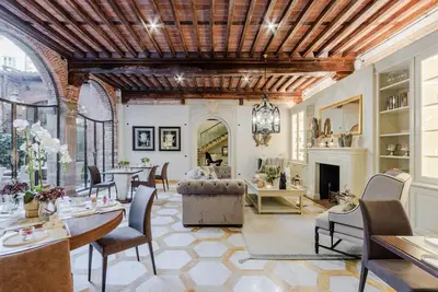 Image de The Lucca Heritage Retreat, a Spacious Home with Outdoor inside the Walls of Lucca