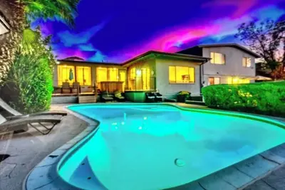 Image de Oasis Overlook 8 Bdr, 7 Ba, Pool, Hot tub, Putt Grn, Grill