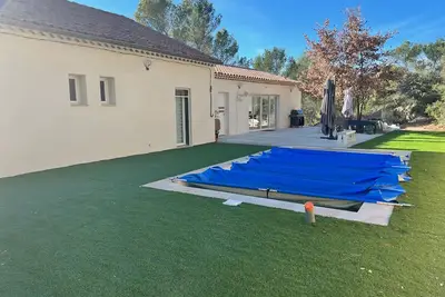 Image de Villa moderne Ă 15 minutes d'Aix en Provence