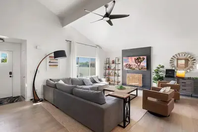 Image de Santa Rosa Pool Retreat\n\n