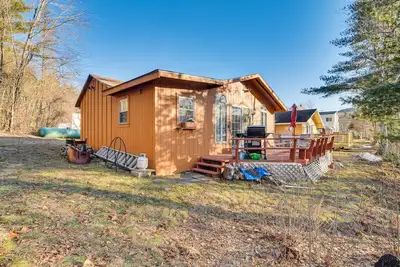 Image de Ellis River Cottage ~ 3 Mi to Attitash Mountain!