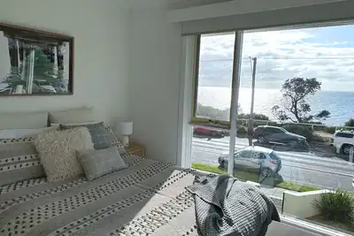 Image de Stunning water views, located near beach & park-Bayside Beach House Mornington