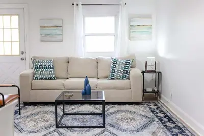 Image de Willoughby Spit Sojourn | Beach Side | 2 Br