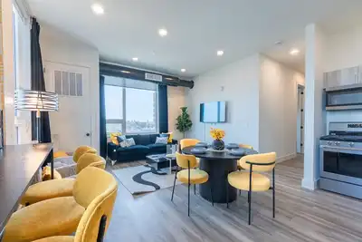 Image de Bright & Bold Escape with Nyc Views+Free Parking. Sleeps 9+2Baths! 20% Off 7days