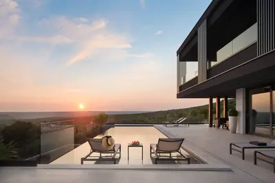 Image de Luxus Villa mit Atemberaubenden Panorama