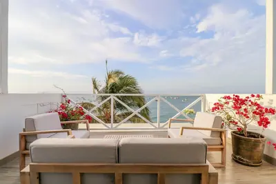 Image de Fantastic Duplex with Spectacular Ocean View