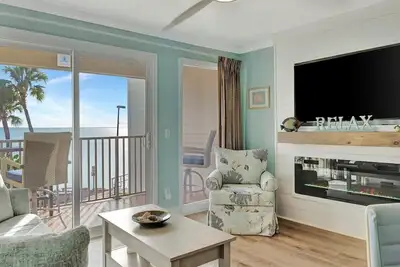 Image de Oceans Pointe, an inspired Bayview condo, Htd Pool