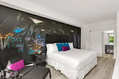 Image de King Bed/Kitchen/Sleeps 4/Free Shuttle/NOResortFee