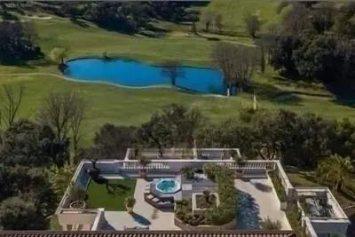 Image de Exceptionnel Penthouse sur Golf et Esterel a 10 mn de Cannes et des plages sable