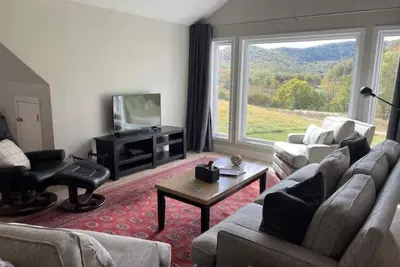 Image de Amazing Mountain View- Quiet Countryside Near Hikes, Biking Trails & Breweries!