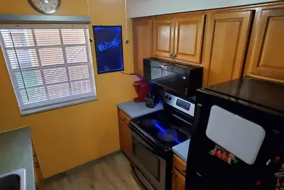 Image de Clearwater's Best centrally located from Quint Dunedin or Clearwater beach.