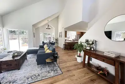 Image de Live The SoCal Dream - Beach and Forrest on your doorstep!