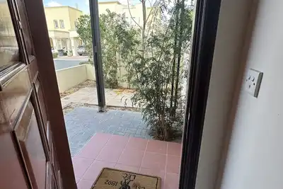 Image de Sunny Springs villa in Dubai, mins from swimming pool and outdoor gymn.