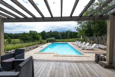 Maison 'Les Daims De Gardelac' avec piscine privée, Wi-Fi et climatisation