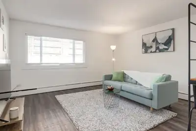 Image de *Spacious* 1 Bed Apt Dt Calgary!