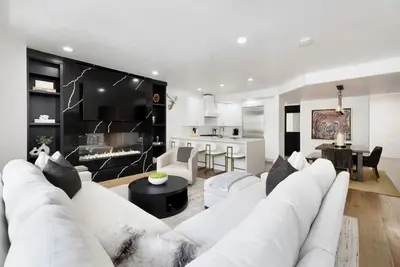 Image de Just Remodeled Beaver Creek mountain lux! Heart of Arrowhead steps to ski lift.