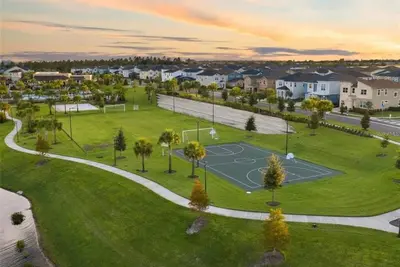 Image de Themed House with Pool - Solara Resort 9 Bed 7 Bath Home -near major attractions