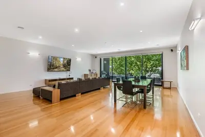 Image de Serpentine Park on View