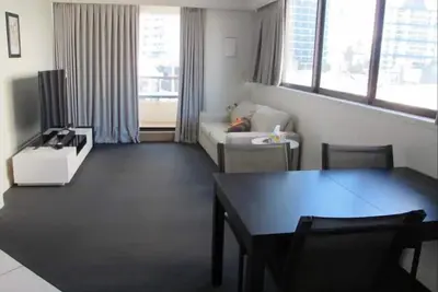 Image de Entire Apartment • Surfers Paradise