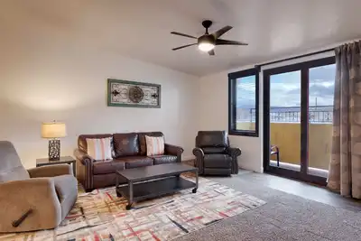 Image de Luxury Downtown Rental - La Dolce Vita Villa #4