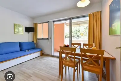 Image de Appartement avec térrasse dans résidence avec piscine sur les hauteurs de Cannes