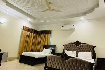 Image de Executive Galaxy Guest HouseIslamabad f-8/3 street 11 House number 8 is