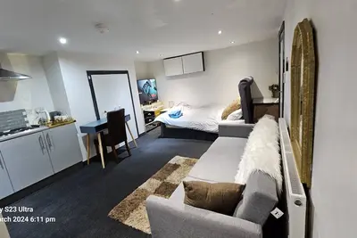 Image de A Centrally located Cosy Studio Apartment in Leeds, Close to the City Center.