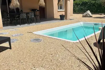 Image de Maison piscine, jacuzzi et babyfoot Ă Vallon Pont d'Arc