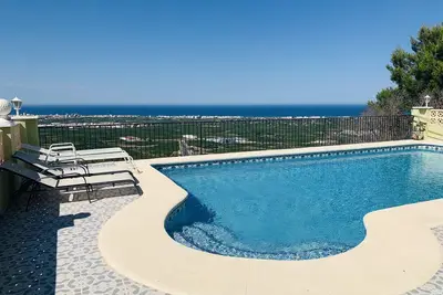 Image de Villa avec vue et piscine, 4-6 personnes, sur les hauteurs d’Oliva, Costa blanca