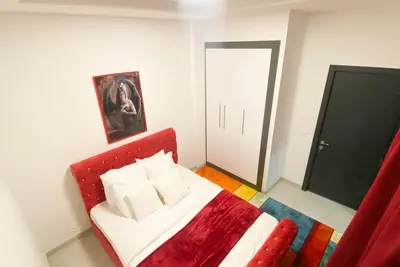 Image de Appartements avec piscine, salle de sport pas loin de la plage avec 3 chambres