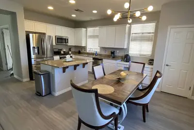 Image de Vegas Cozy 4 bed room family home\n\n\n