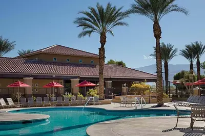 Image de 3a - Coachella Festival 4. 18 to 4. 22 Stay at Marriott's Desert Springs Villas Ii