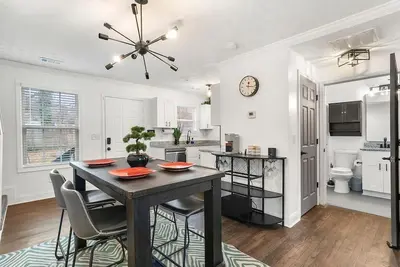 Image de New Private Atlanta Townhome Near Downtown 3bd