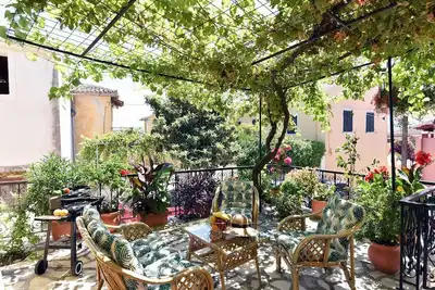 Image de Traditional Greek Maisonette in Antiperni village
