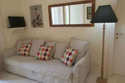 Image de Charmante maison dans le quartier Madonnella de Bari dans un immeuble d'époque Art Nouveau