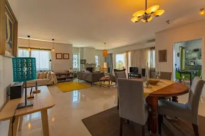 Image de Spacious apartment in Kavouri