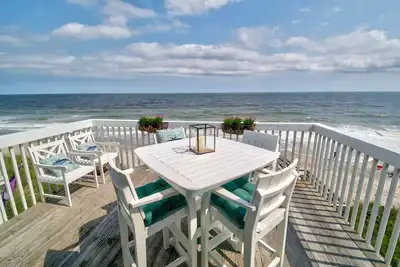 Image de New Listing Beachfront Condo with Indoor/Outdoor Pools, Gym & Tennis