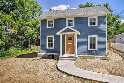 Image de The Nook: Downtown Galena Cottage w/ hot tub & fire pit!