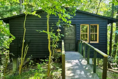 Image de Cozy, cute, clean cottage near Lake Michigan