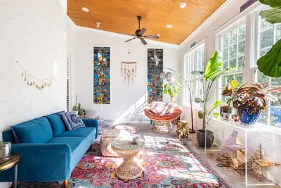 Image de Designer House in Near Downtown