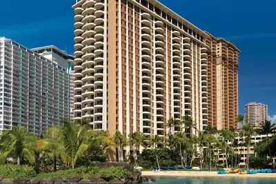 Image de Hilton Hawaiian Village Lagoon Tower Ocean Front Ph, 3 Bedrooms, 2. 5 B, sleeps 8